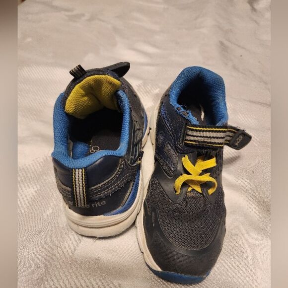Stride Right‎ Boys Washable Sneakers 11.5 Toddler Great condition. - Picture 1 of 10